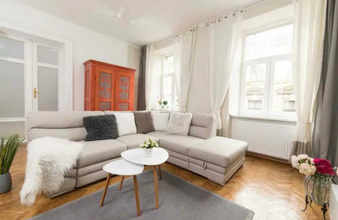 Charming Apartament City Center Timișoara Zewnętrze zdjęcie